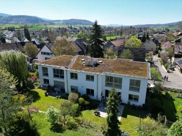 zentral gelegene, grosszügige 5,5 Z' Dachwohnung