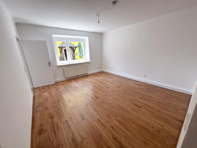 Zentral gelegene, sanierte Wohnung