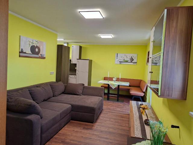 Zentral gelegene Wohnung mit Balkon und PKW Abstellplatz