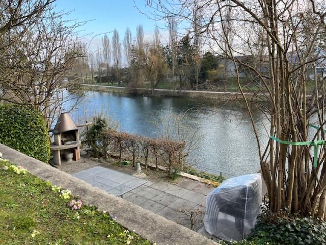 Zentral gelegene Wohnung mit top Aussicht direkt an der Limmat