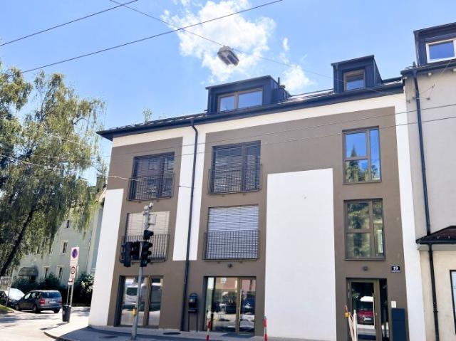 Zentral gelegene Wohnung samt Garage zu verkaufen