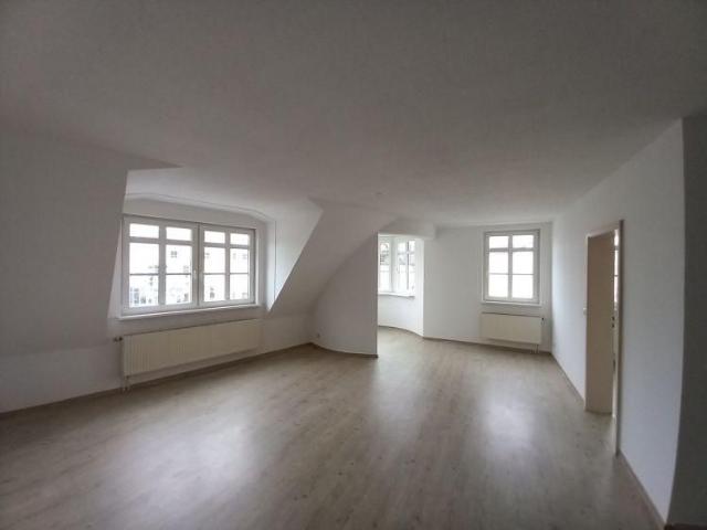 Zentral gelegene 3 Zimmer Wohnung in saniertem Stadthaus in Crimmitschau