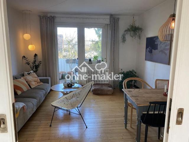 zentral gelegene 3 Zimmer Wohnung mit Balkon