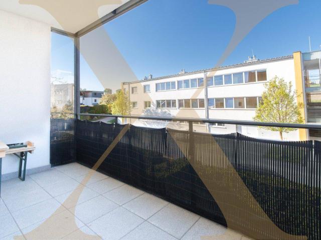 Zentral gelegene 3 Zimmer Wohnung mit Loggia, Garage und optionalem Gartenanteil in Altenberg zu verkaufen!