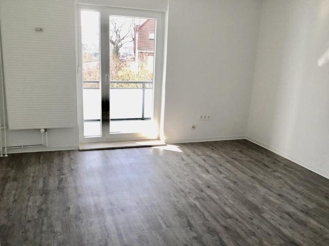 Zentral gelegene 3 Zimmer Wohnung mit Tageslichtbad und Balkon