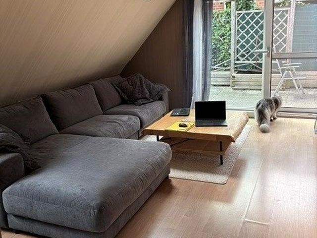 Zentral gelegene 3 Zimmer Wohnung über zwei Ebenen mit eigenem Eingang zu vermieten