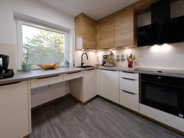 Zentral gelegene 4 Zi. Wohnung mit TG Stellplatz, provisionsfrei