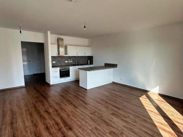 Zentral. Großzügig. Zuhause. – 3 Zimmer Wohnung im Herzen von Burgau