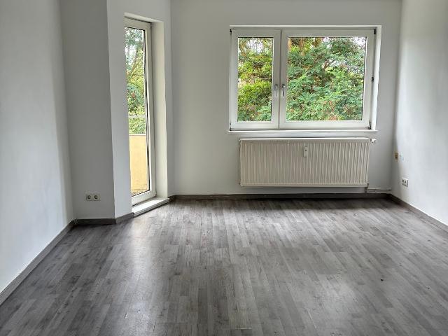 Zentral. Hell. Bezugsfertig – 4 Zimmer mit Balkon im Herzen der Stadt