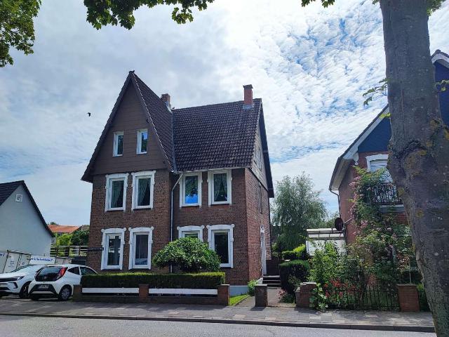 Zentral in Laboe: 3 Zimmer Wohnung im 1. OG