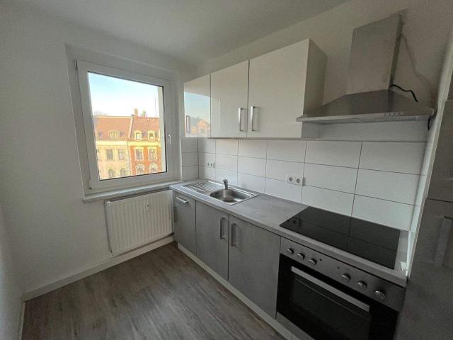 Zentral, lebendig. Marierthal.. helle, moderne 3 Zimmer Wohnung mit EinbaukÃ¼che. sofort einzugsfertig
