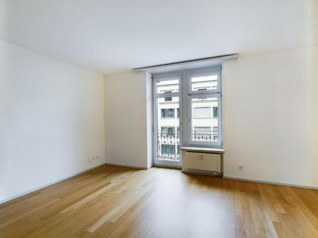 Zentral liegende 3.5 Zimmer Wohnung am Limmatplatz