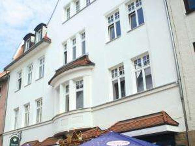 Zentral & ruhig * 30 m zum Marktplatz * Aufzug * EBK * Möbel können erworben werden