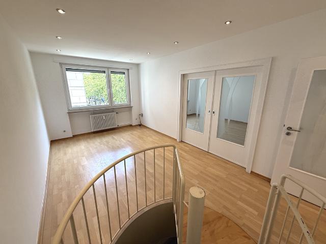 ZENTRAL UND EXKLUSIV IN DEN QUADRATEN Genug Platz für Ihr Homeoffice und die Familie!