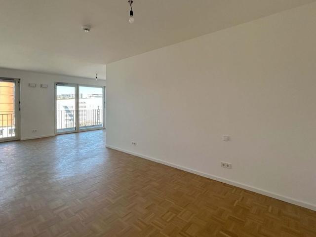 Zentral und modern Erstbezug Wohnung mit Balkon im City Prag