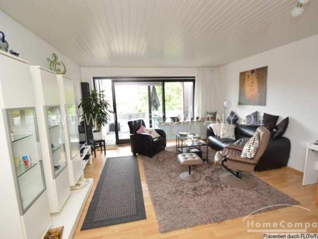 Zentral und ruhig gelegene Wohnung mit großem Balkon