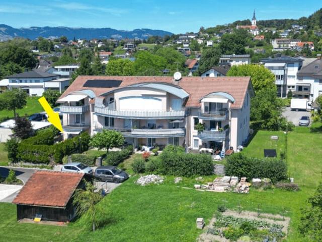 Zentral wohnen und im Garten leben – gepflegte 3 Zimmer Wohnung in Koblach