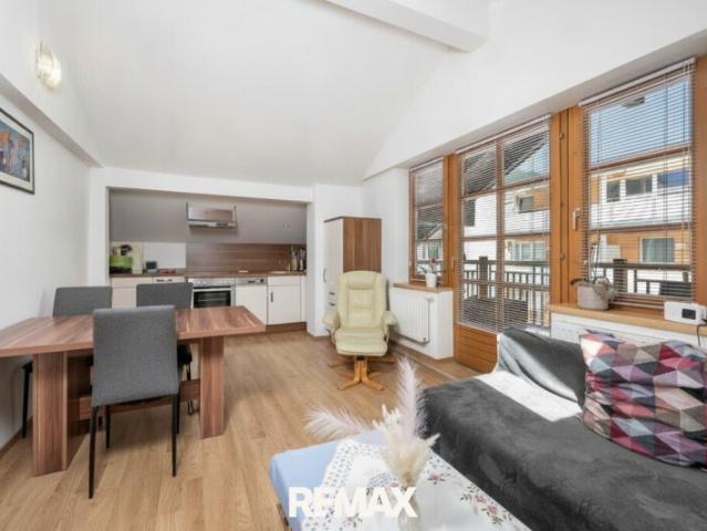 Zentral wohnen. Clever investieren. 1 Zimmer Dachgeschosswohnung in St. Johann im Pg