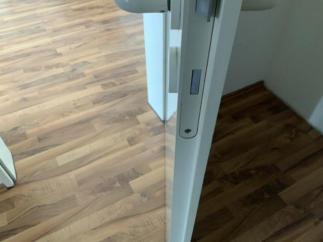 Zentral Wohnen in Krefeld schöne Dachgeschosswohnung mit Laminatboden