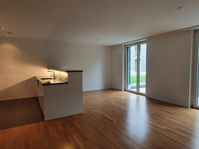 Zentral Wohnen mit Sitzplatz!