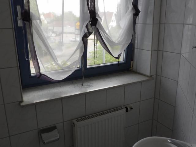 Zentrale 4 Zimmer Wohnung mit Balkon und Fahrstuhl. in der Bünder City !