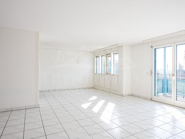 Zentrale 4½ Zimmer Wohnung mit Eigentumsstandard in Kerzers