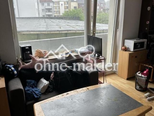 Zentrale 1 Zi Whg ca. 30qm mit Balkon & Möglichkeit eines PKW Stellplatzes