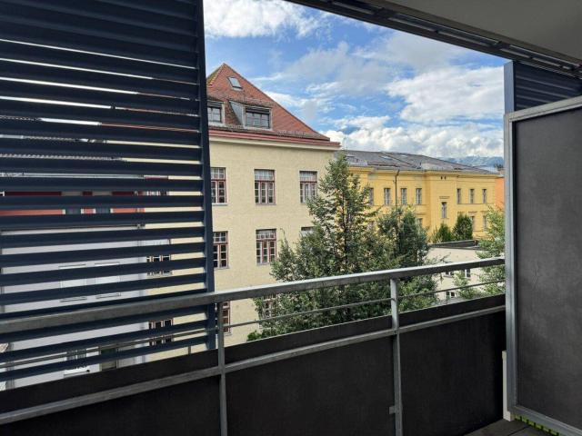 Zentrale 1 Zimmer Wohnung mit Balkon