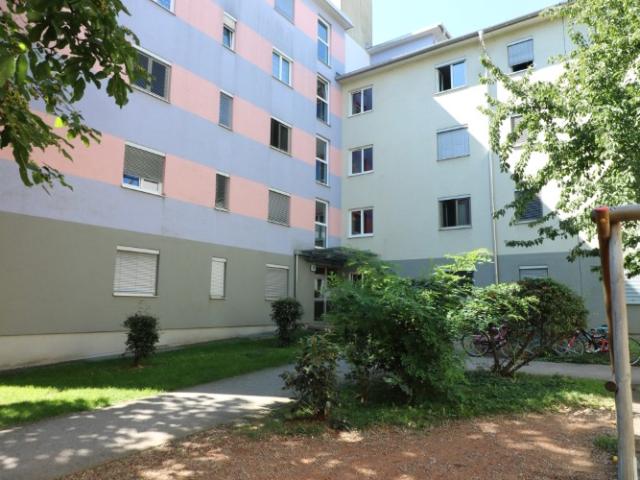 Zentrale 1 Zimmer Wohnung mit Balkon Provisionsfrei!