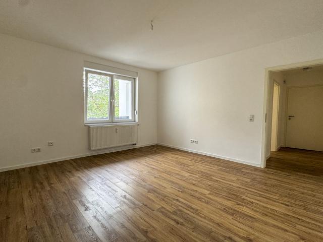 Zentrale 1 Zimmer Wohnung in Leverkusen mit Balkon