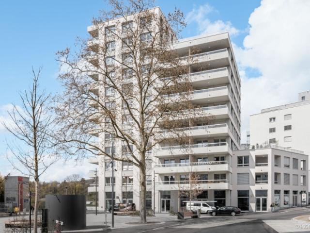 Zentrale 1.5 Zimmer Wohnung im modernen Wohnhochhaus