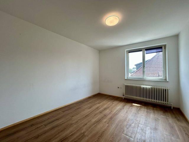Zentrale 1,5 Zimmer Wohnung mit Stellplatz in Bahnhofsnähe