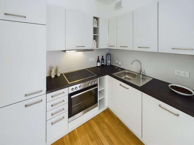 Zentrale 2 Zimmer Wohnung mit Balkon | barrierefrei | MaryAnn