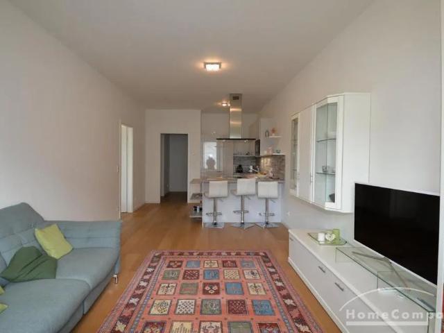 Zentrale 2 Zimmer Wohnung in Tiergarten, möbliert