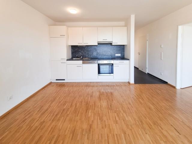 Zentrale 2 Zimmer Wohnung | 44m² | 10m² Balkon | ab Oktober 2026