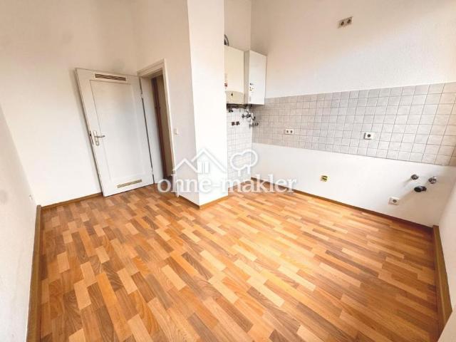 Zentrale 2Zi Whg. mit Altbaucharme und neuer Küche