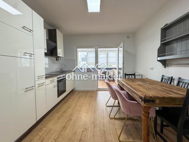 zentrale 3 Zimmer Wohnung mit Wintergarten