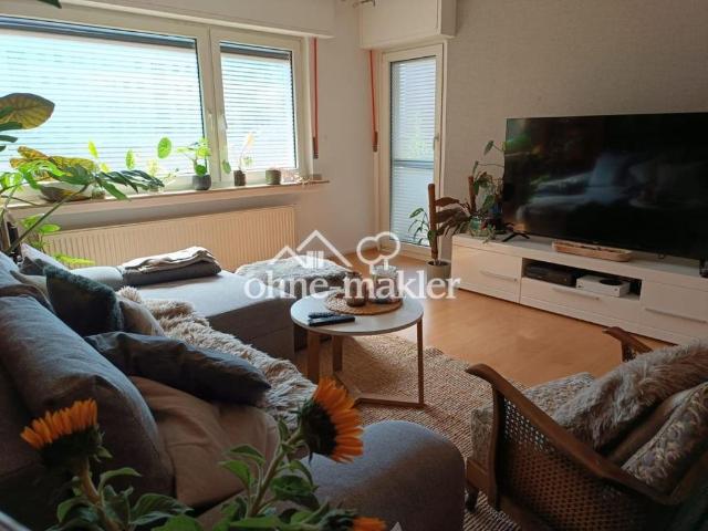 Zentrale 3 Zimmer Wohnung in Brühl Zentrum/Ost am Schlosspark, teilmöbiliert mit Einbauküche, Bett
