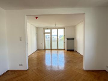 Zentrale 3 Zimmerwohnung mit besonderem Flair und zwei Balkonen mitten in Dornbirn zu vermieten