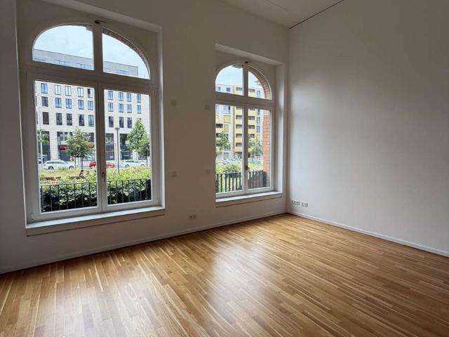 Zentrale 3,5 Raum Wohnung: Einbauküche und Terrasse