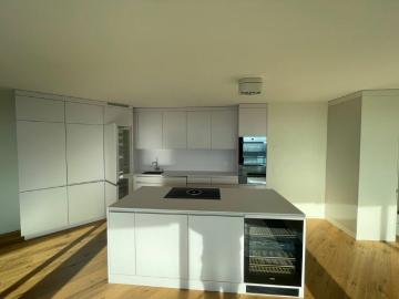 Zentrale Attika Wohnung in Rapperswil