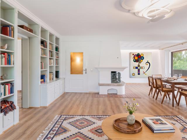Zentrale City Lage! Geräumige 3 Zimmer Wohnung mit Balkon
