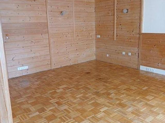 zentrale einfache 3 Zimmer Wohnung mit Loggia Kufstein zu vermieten