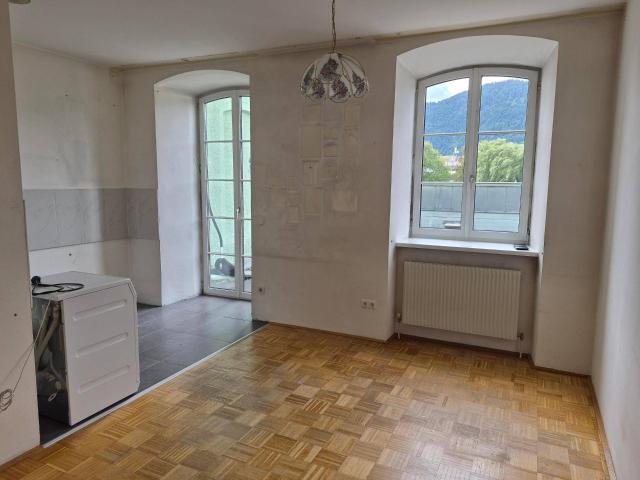 Zentrale Garconniere mit großzügiger Terrasse