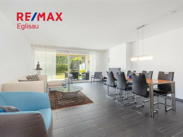 Zentrale, helle 3.5 Zimmer Wohnung mit Gartenparadies
