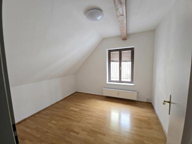 Zentrale INNENSTADT Lage: 2 Zimmer, Küche, Vorraum, Bad Sporgasse 29 / Top 10