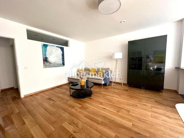 Zentrale & kernsanierte 3 Zimmer Wohnung mit Loggia und Blick ins Grüne befristet
