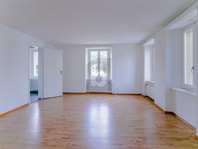 ZENTRALE LAGE MIT VIEL PLATZ UND KOMFORT