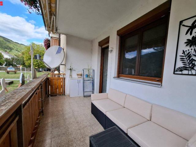Zentrale Lage, sonniger Balkon & Carport inklusive