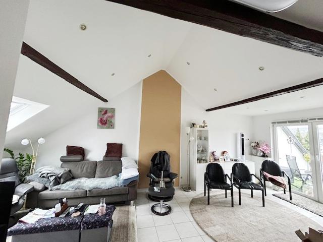 Zentrale Lage und Rheinnähe, Wohnung mit Dachterrasse in Remagen !